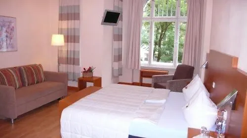 City Pension Al Vita Berlin Otel
